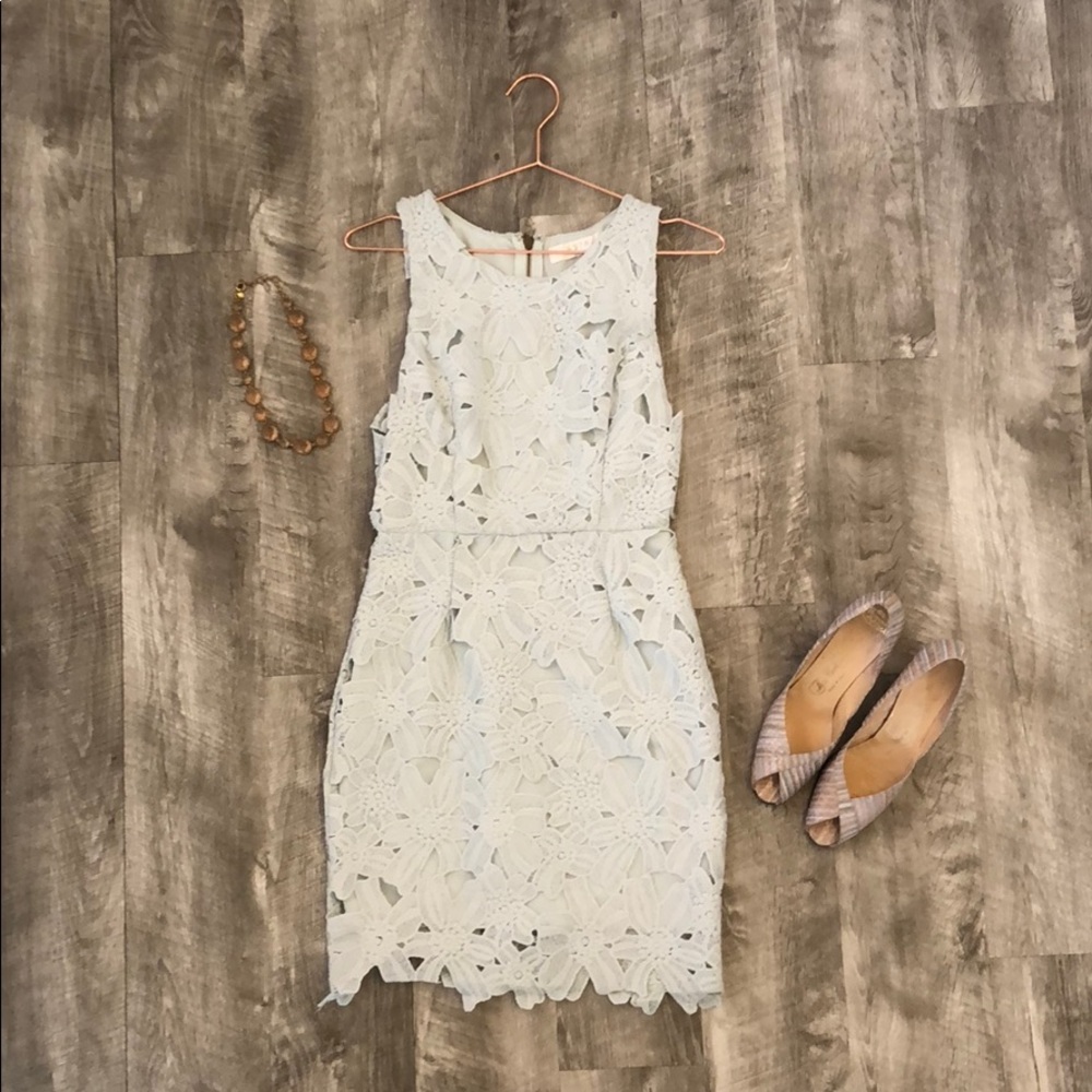 ASTR The Label Textured Floral Body-Con Dress